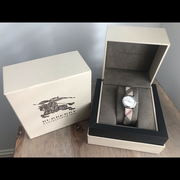 Burberry Accessories - Burberry watch